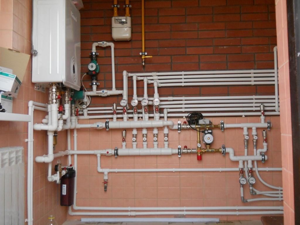 Монтаж систем отопления в частном доме под ключ в Москве. Установка по  низким ценам и высокое качество!